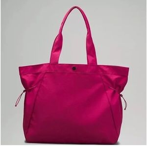 Lululemon Side-Cinch Shopper Bag 18L Raspberry coulis